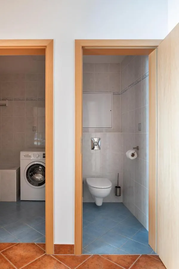Sunny Apartment In Modrany By Prague Days Чехия